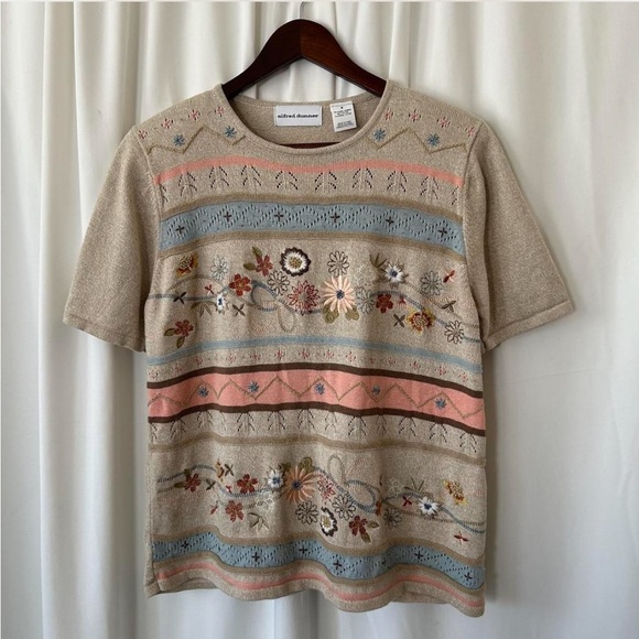 Vintage Alfred Dunner embroidered floral short sleeve knit sweater size Medium - Picture 1 of 8
